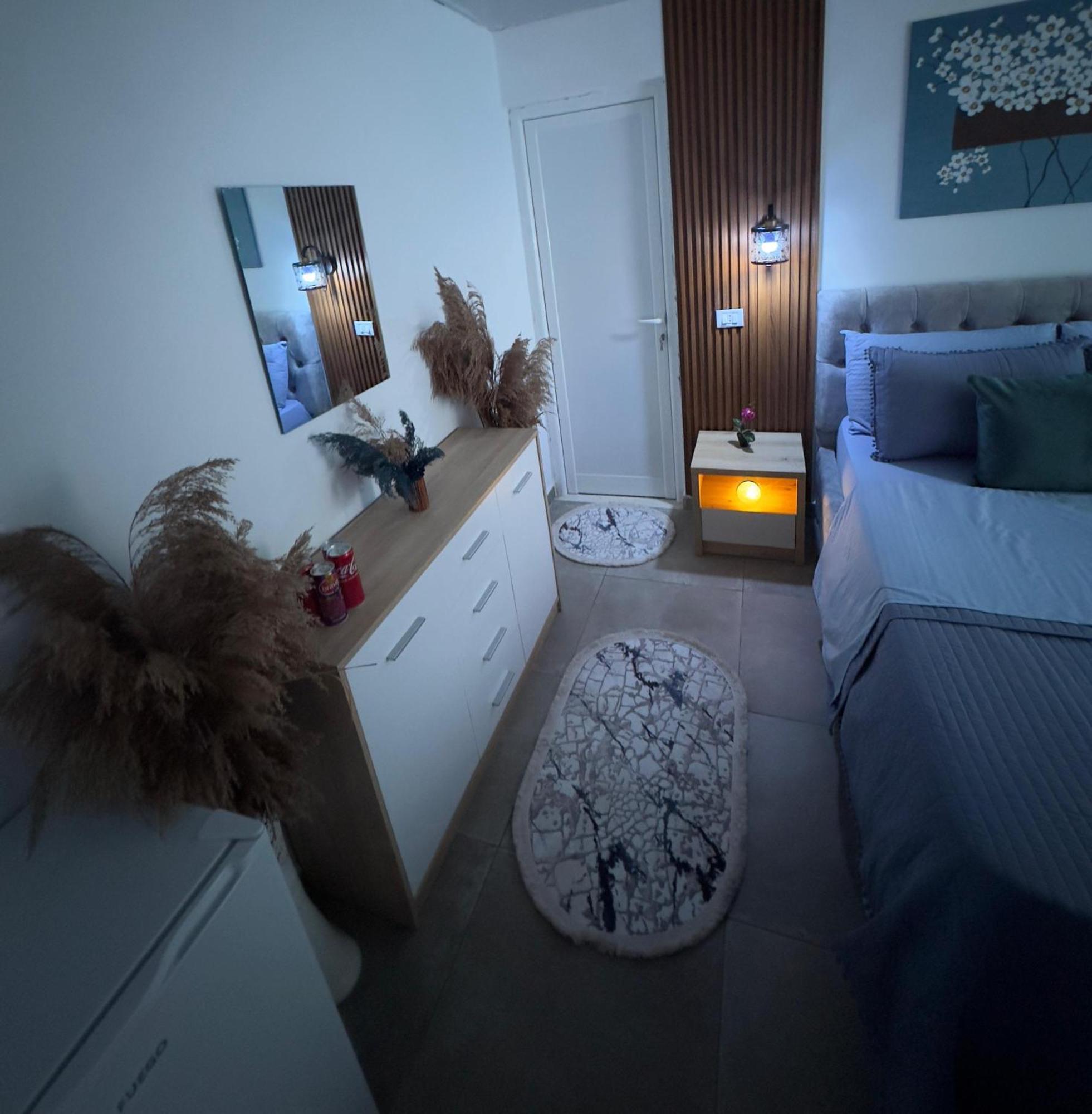Apartament Feti Xhone